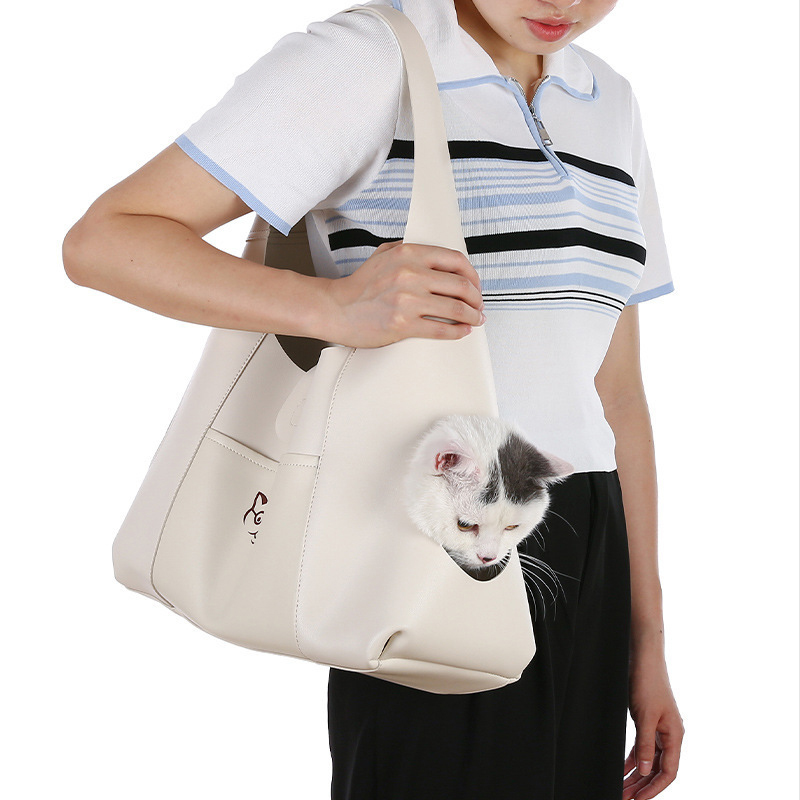 犬 猫 小型犬 ペット キャリーバッグ キャリーケース バックパック おしゃれ ペットキャ軽量 移動 折り畳 ペットキャ折りたたみ バッグ 旅行 