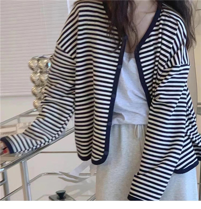 ニットカーディガン リングスナップ レディース 長袖 秋 アウター ボーダー柄 大きいサイズ ショート丈 ゆったり 秋冬 体型カバー ニット可愛い ストライブ 