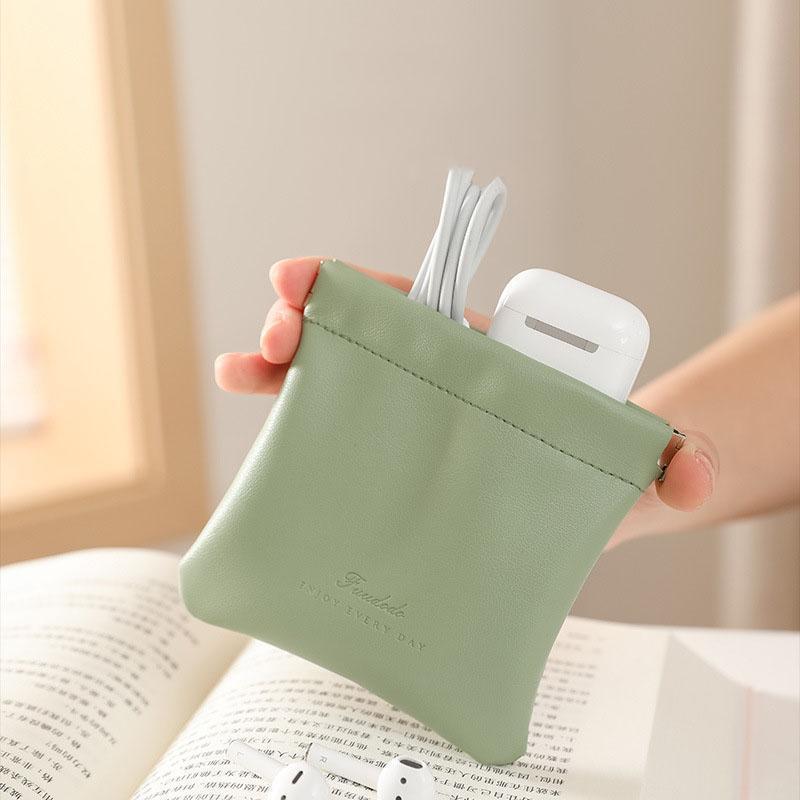 収納 小物収納 ポーチ 旅行ポーチ 防水 コスメ収納 便利 鏡 軽量 生理用品 衛生用品 携帯便利 小物入れ 携帯用 PU 化粧品収納 ジッパー 