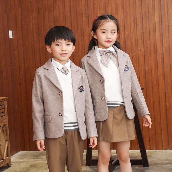 入学式 キッズスーツ 男の子 女の子 キッズ 4点セット 子供スーツ 子供フォーマル 子供用 小さいサイズ 結婚式 110~180 卒業式 5点セット 